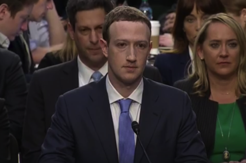 Mark Zuckerberg ante el Congreso.png